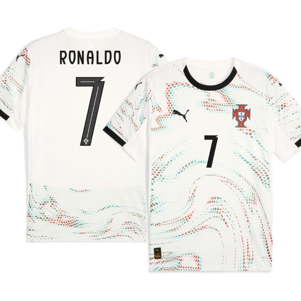 Portugal away jersey CR7 medium